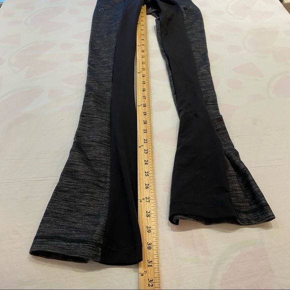 Lululemon Barre Pulse Pant Black Reversible Slub Denim Black size 2 W5976R - Picture 7 of 11